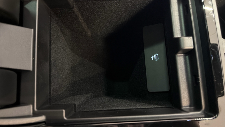 Land Rover Range Rover Evoque 1.5 P270e Edition 5dr Auto Hatchback